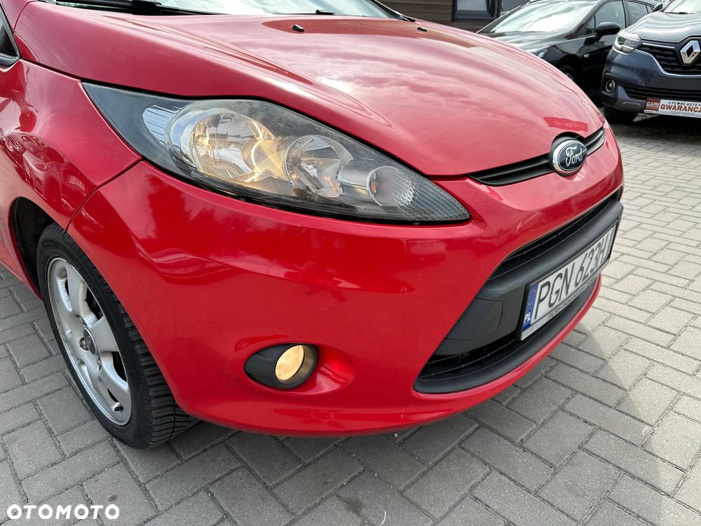 Ford Fiesta - 30