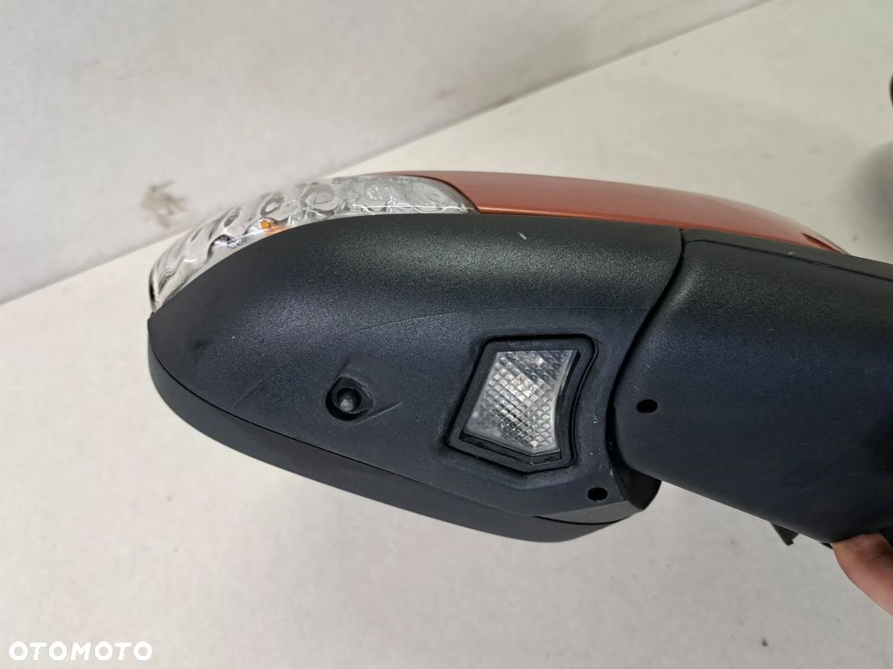 Volvo c30 lift lusterko prawe 8 pin europa - 2