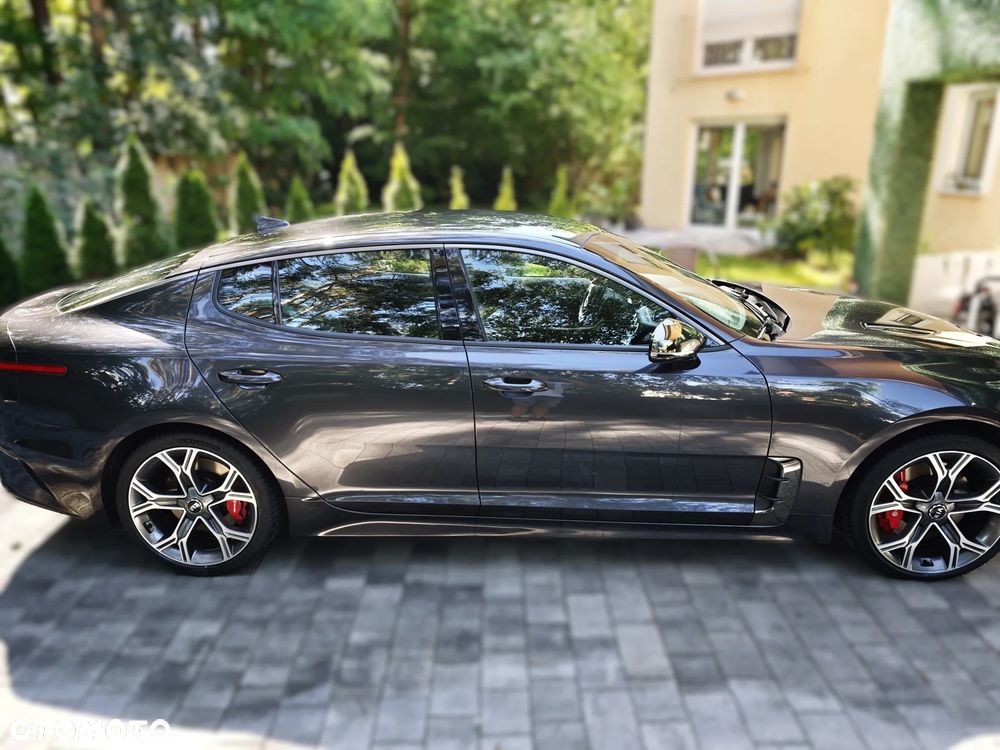 Kia Stinger 3.3 T-GDI V6 GT AWD - 11