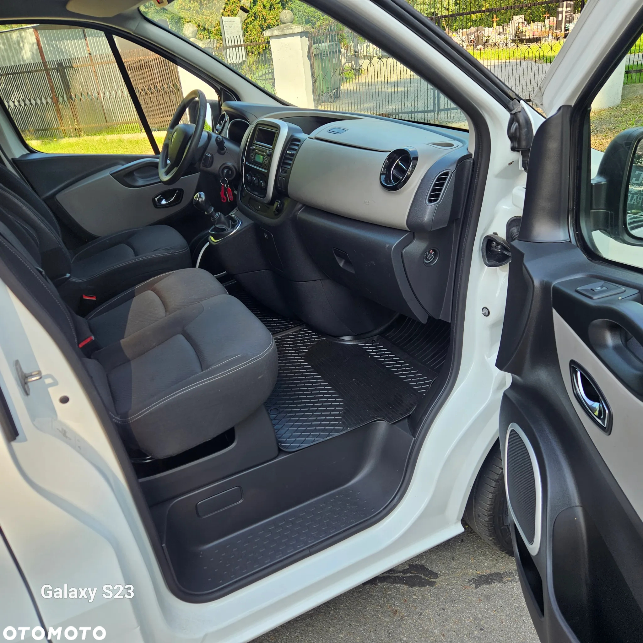 Renault TRAFIC - 28