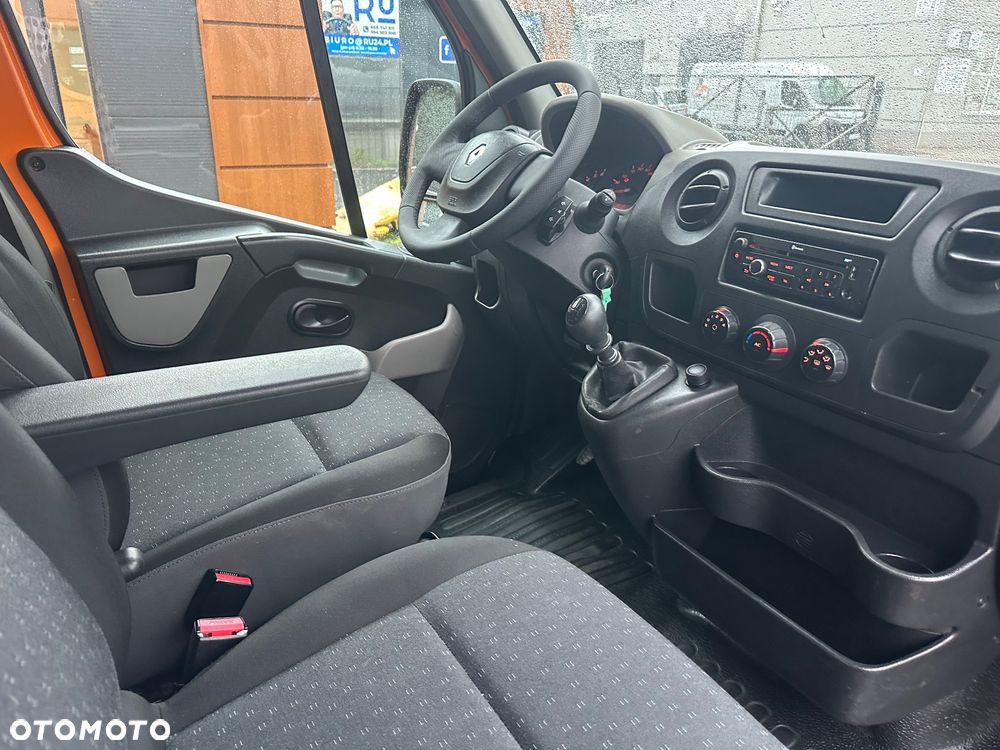 Renault Master 2,3 125ps 2013/14r L2H2 klima hak 2500kg - 22