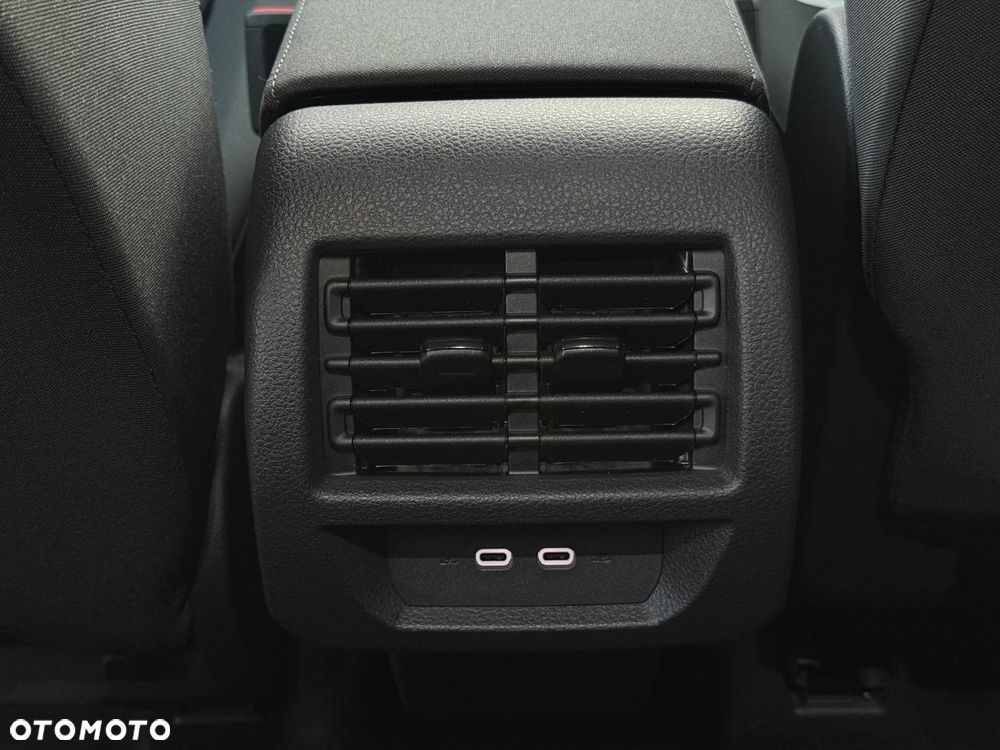 Volkswagen Caddy 2.0 TDI DSG - 29