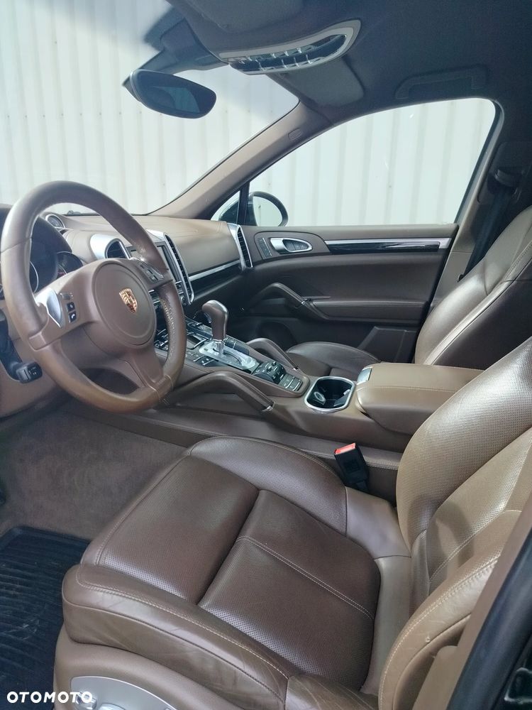 Porsche Cayenne Diesel Platinum Edition - 23