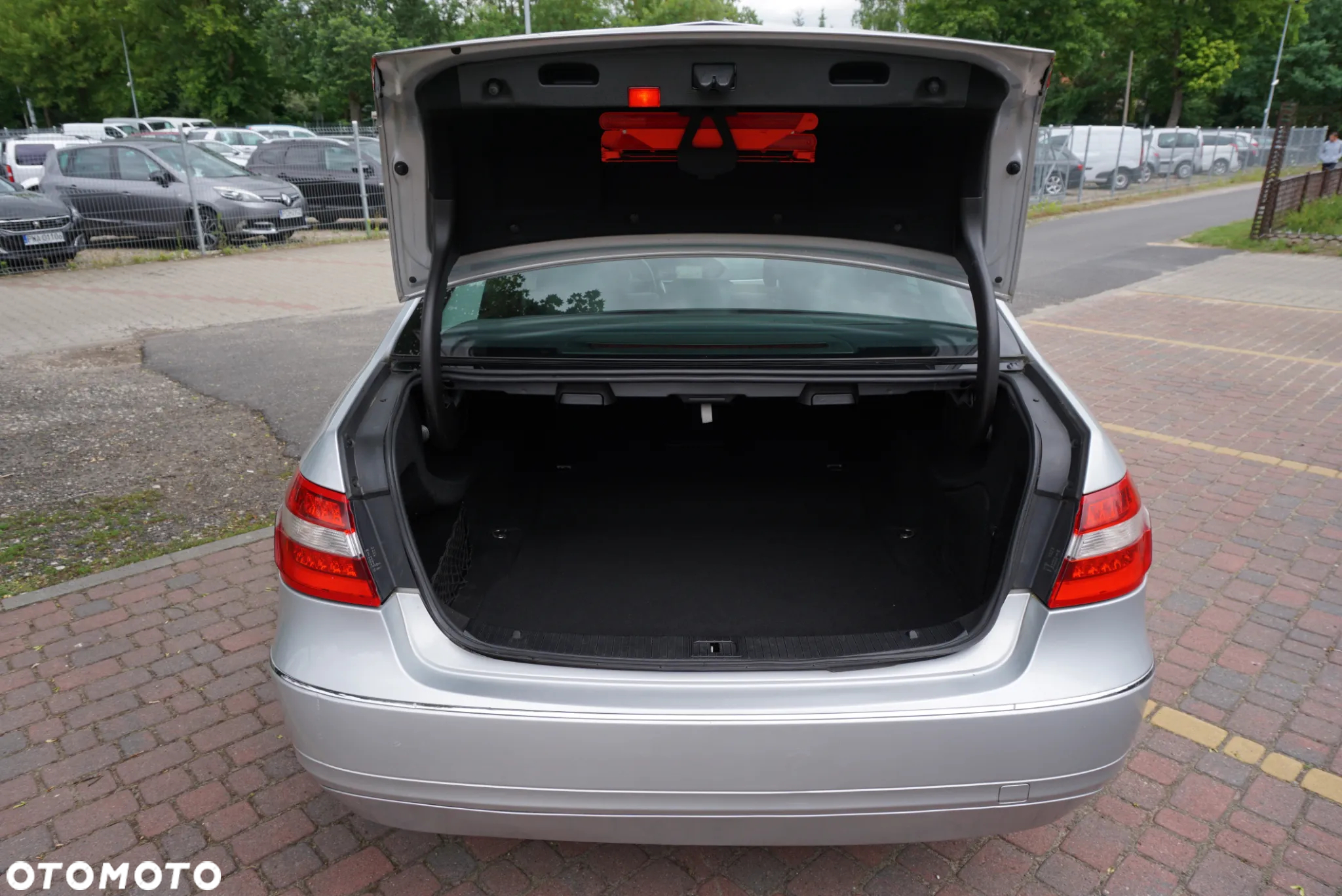 Mercedes-Benz Klasa E 220 CDI BlueEff Elegance - 5