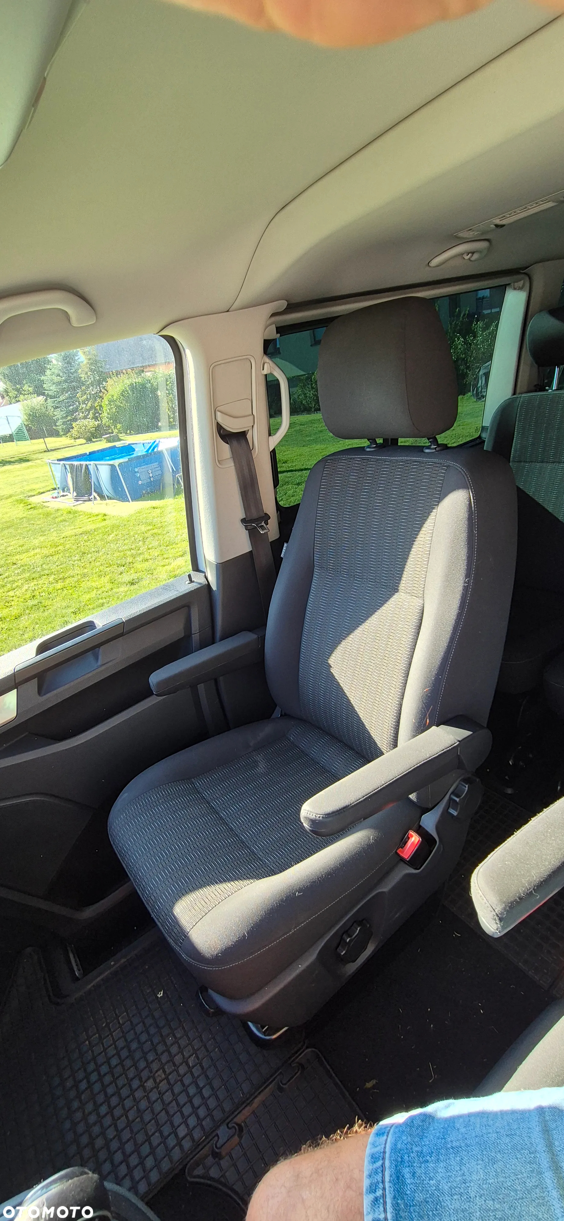 Volkswagen Caravelle 2.0 TDI L2 Trendline 4Motion DSG - 22