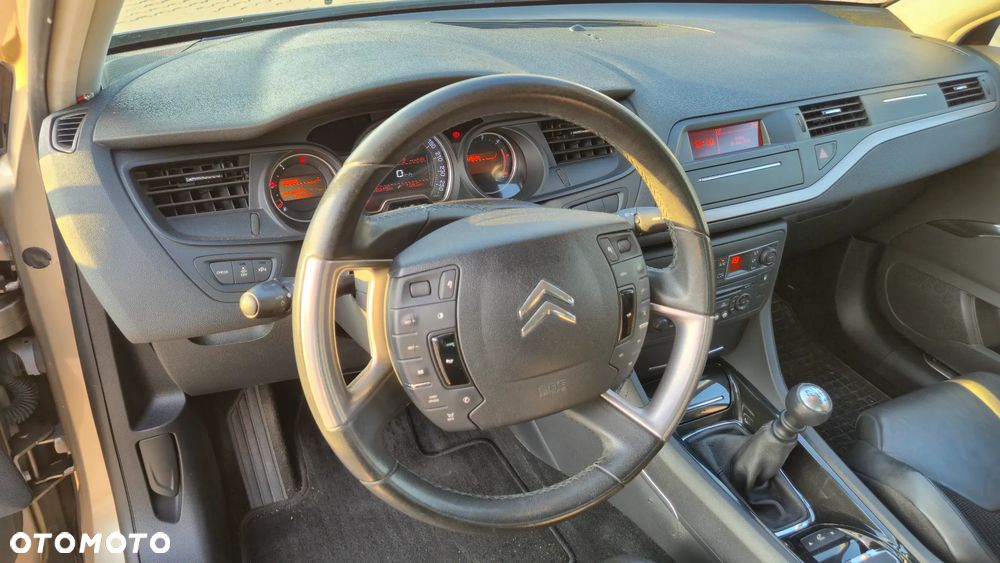 Citroën C5 2.2 HDi Exclusive - 12