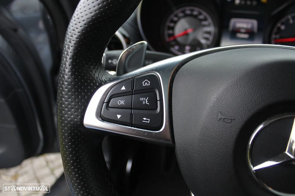 Mercedes-Benz AMG GT Speedshift 7G-DCT - 18