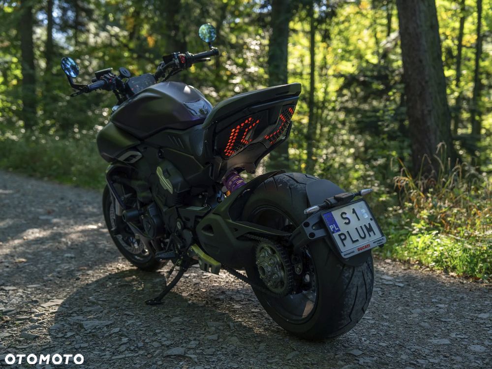 Ducati Diavel - 24