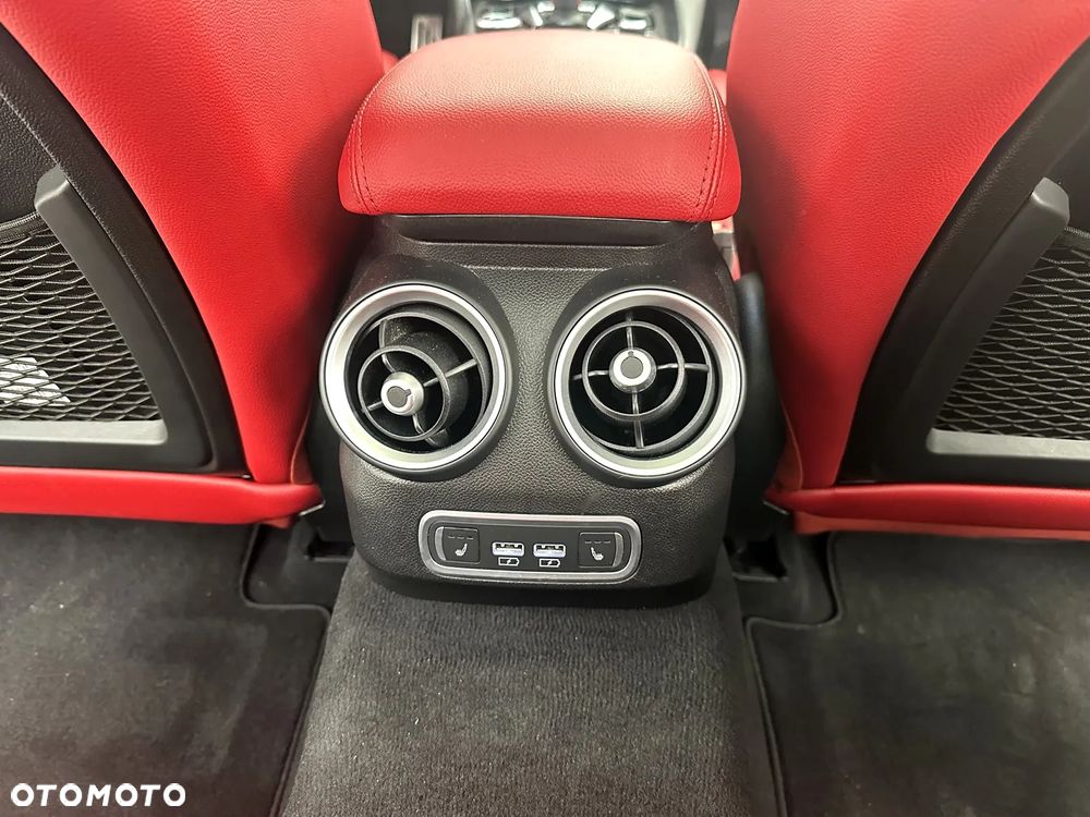 Alfa Romeo Giulia 2.0 Turbo Veloce Q4 - 14