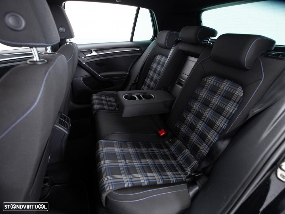 VW Golf 1.4 TSI e-Hybrid DSG - 9