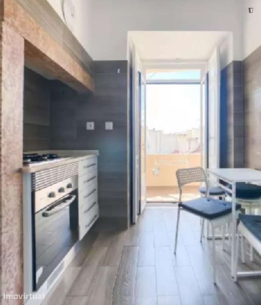 Quarto - localizado em Arroios Lisbon - Grande imagem: 4/9