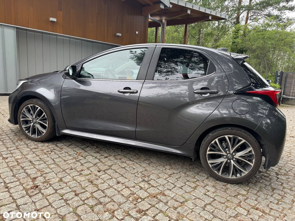 Toyota Yaris Hybrid 1.5 Executive - 8
