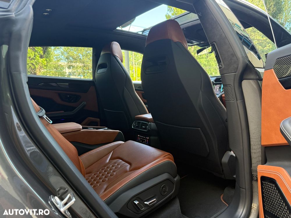 Lamborghini URUS - 20