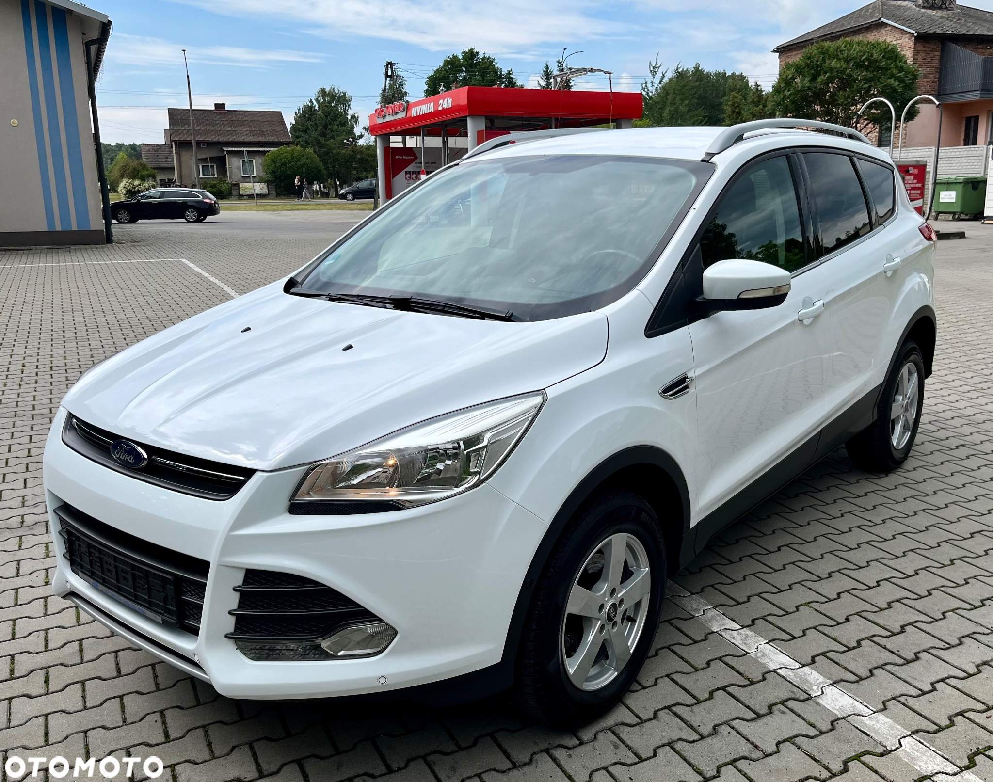 Ford Kuga - 2