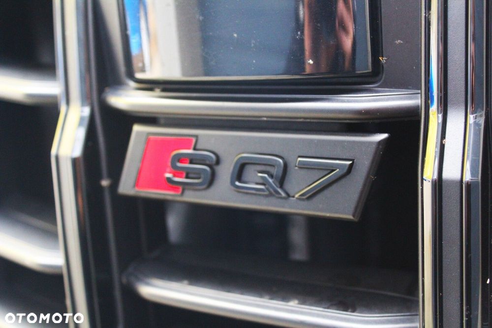 Audi SQ7 - 28