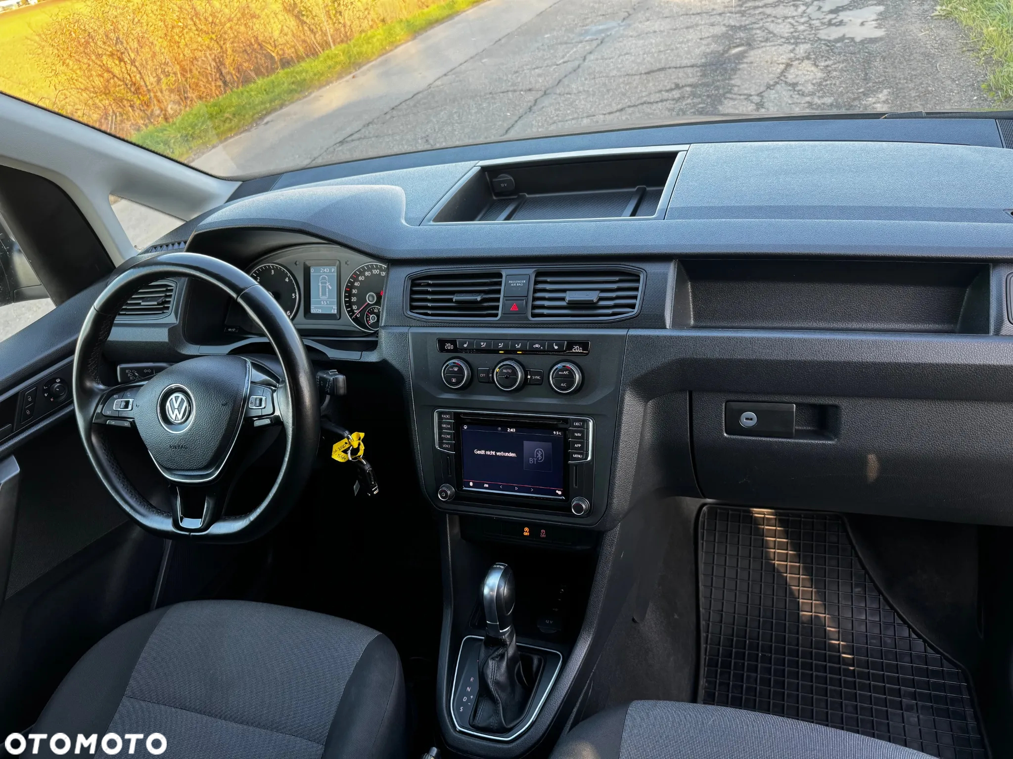 Volkswagen Caddy - 24