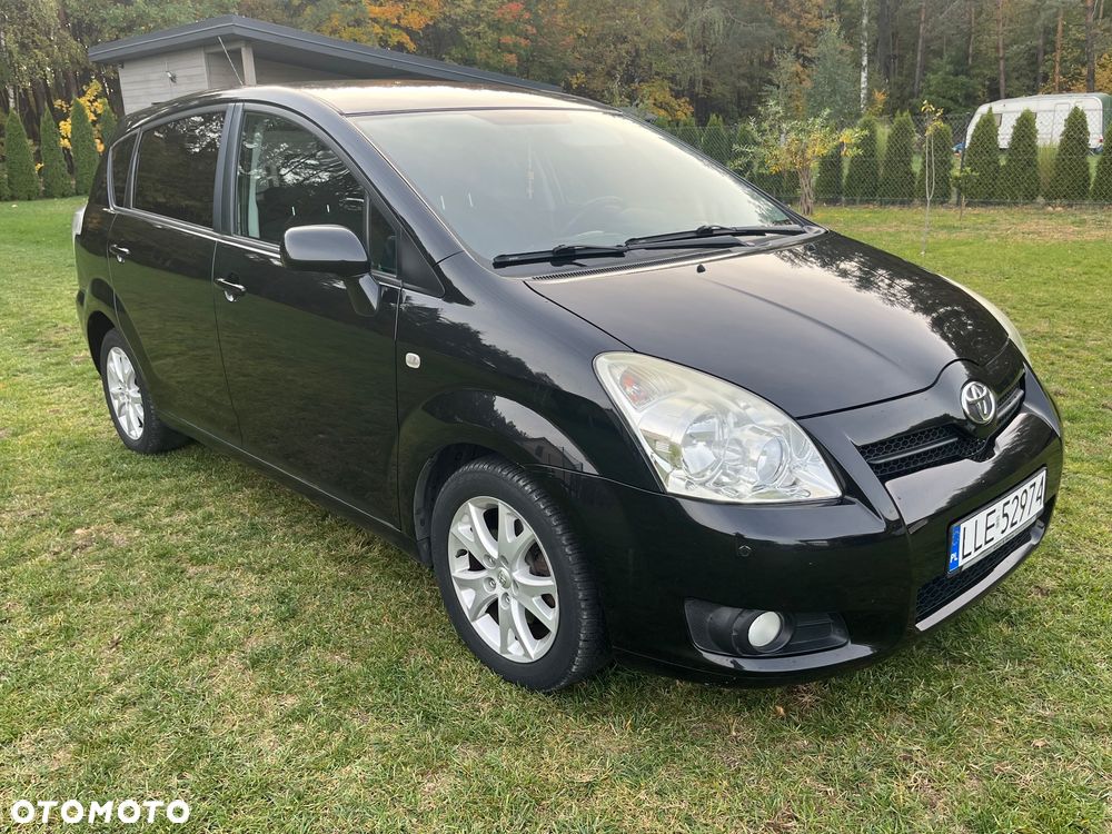 Toyota Corolla Verso - 6