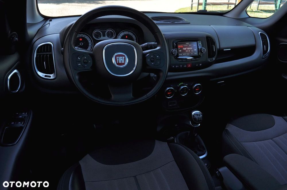 Fiat 500L 1.4 T-Jet 16V Lounge - 21
