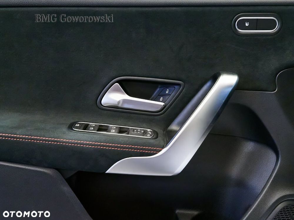 Mercedes-Benz Klasa A 220 4-Matic AMG Line 8G-DCT - 7