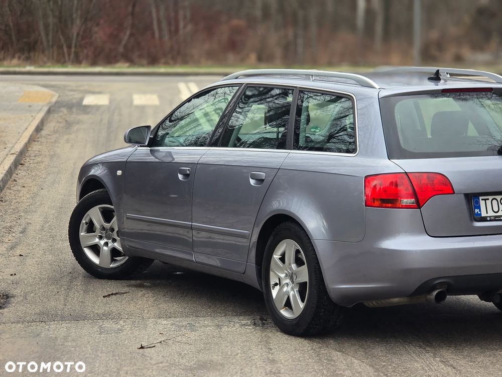 Audi A4 Avant 2.0 T FSI - 33