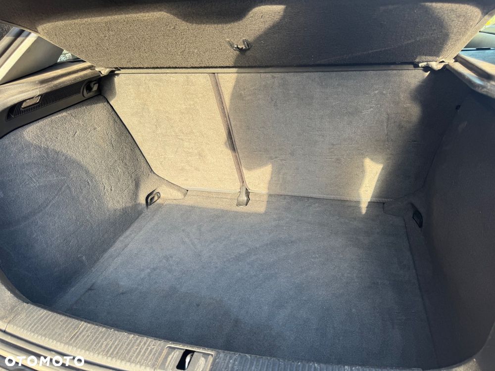 Audi A3 3-drzwiowe 1.9 TDI DPF Ambition - 8