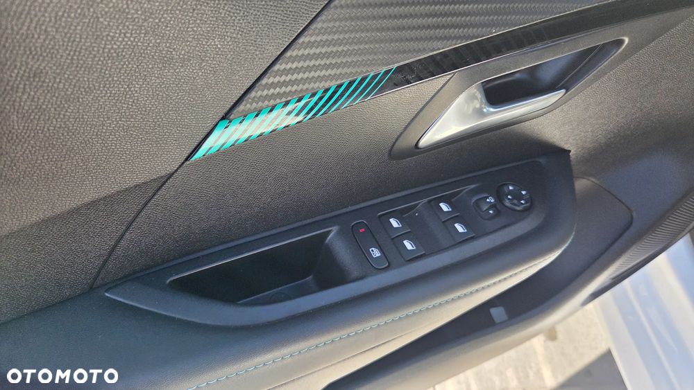 Peugeot 208 PureTech 100 EAT8 Active - 16