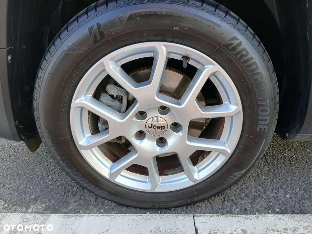 Jeep Renegade 1.5 T4 mHEV Altitude FWD S&S DCT - 5