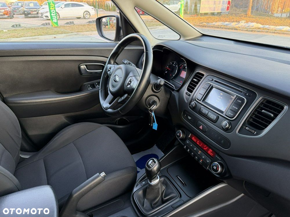 Kia Carens 1.7 CRDi Vision - 31