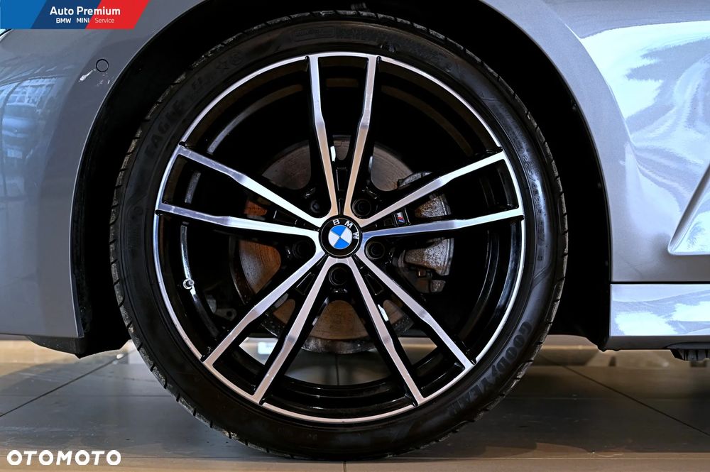 BMW Seria 3 320d xDrive M Sport - 23