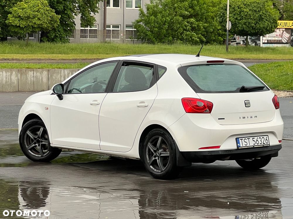 Seat Ibiza 1.6 16V Style DSG - 2