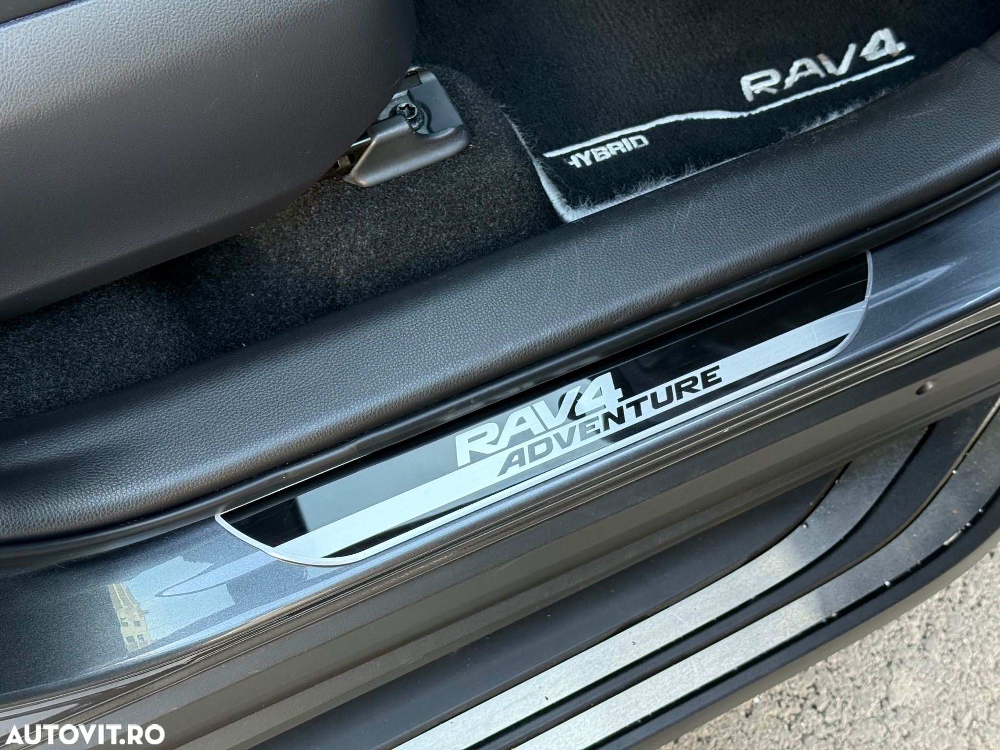 Toyota RAV4 2.5 Hybrid VVT-iE 4x4 Adventure - 25