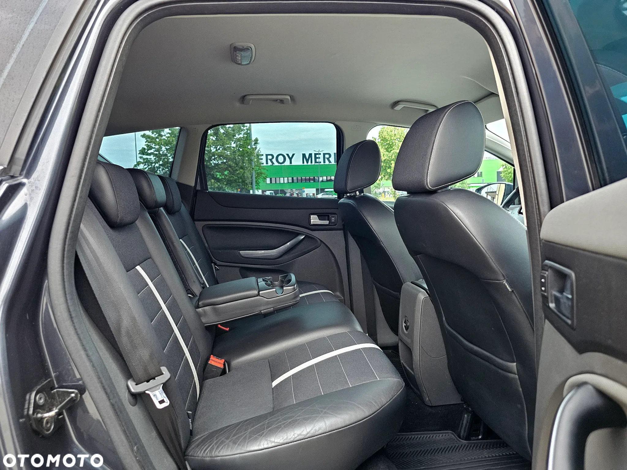 Ford Kuga 2.0 TDCi 4x4 Titanium - 16