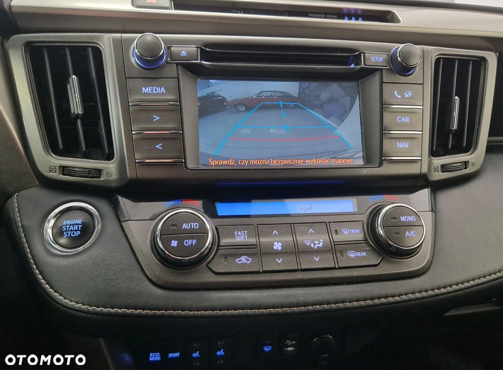 Toyota RAV4 - 13