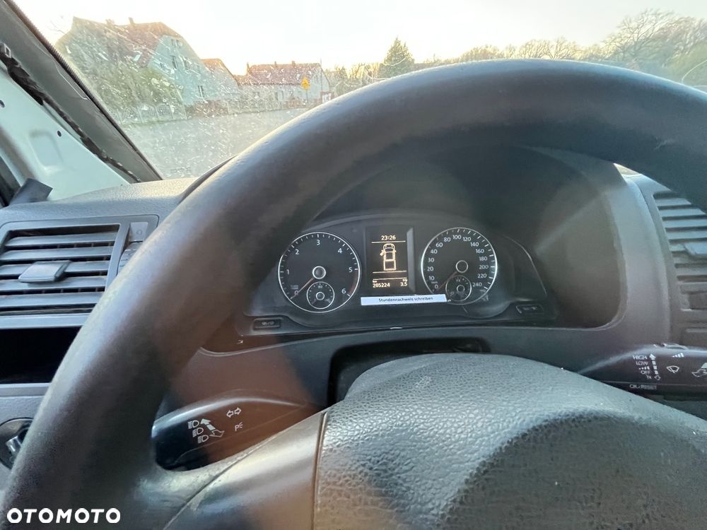 Volkswagen Transporter - 5