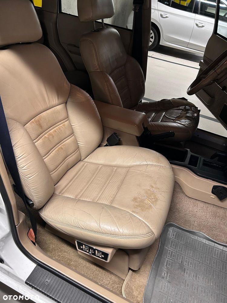 Jeep Cherokee 4.0 Limited - 25