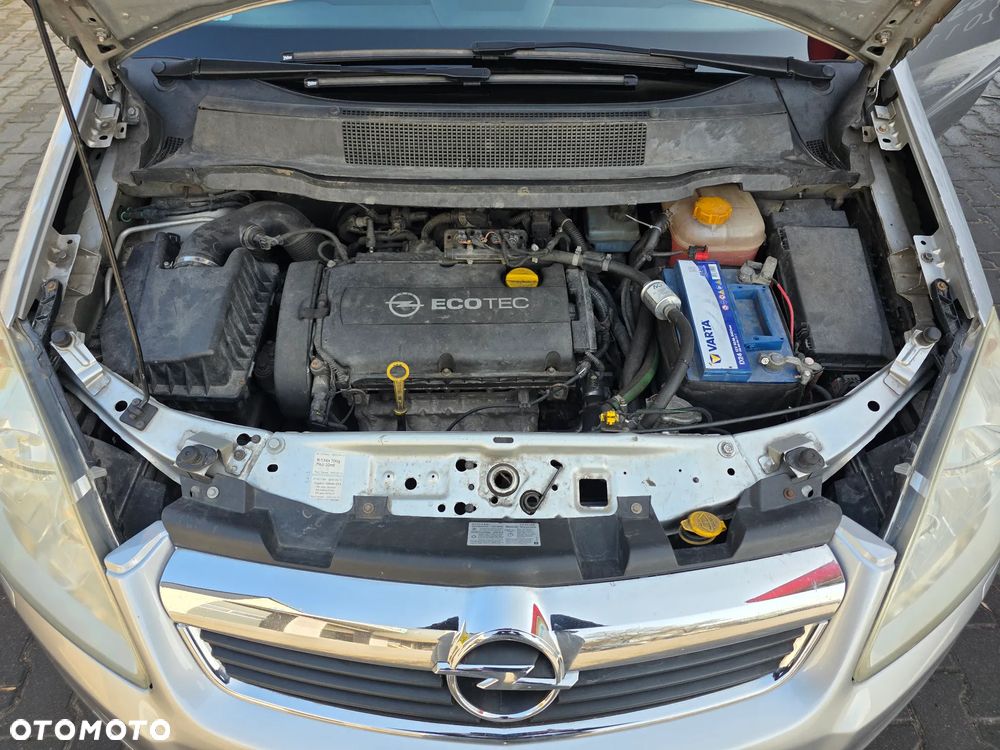 Opel Zafira 1.8 Essentia - 22