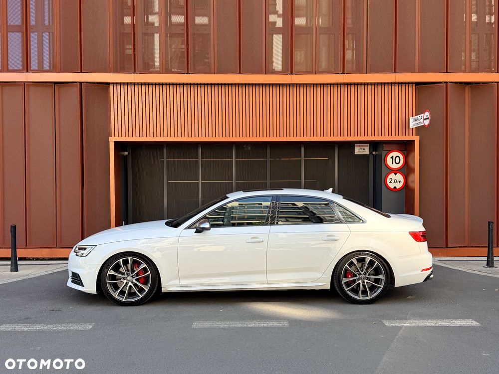 Audi S4 Limousine - 3