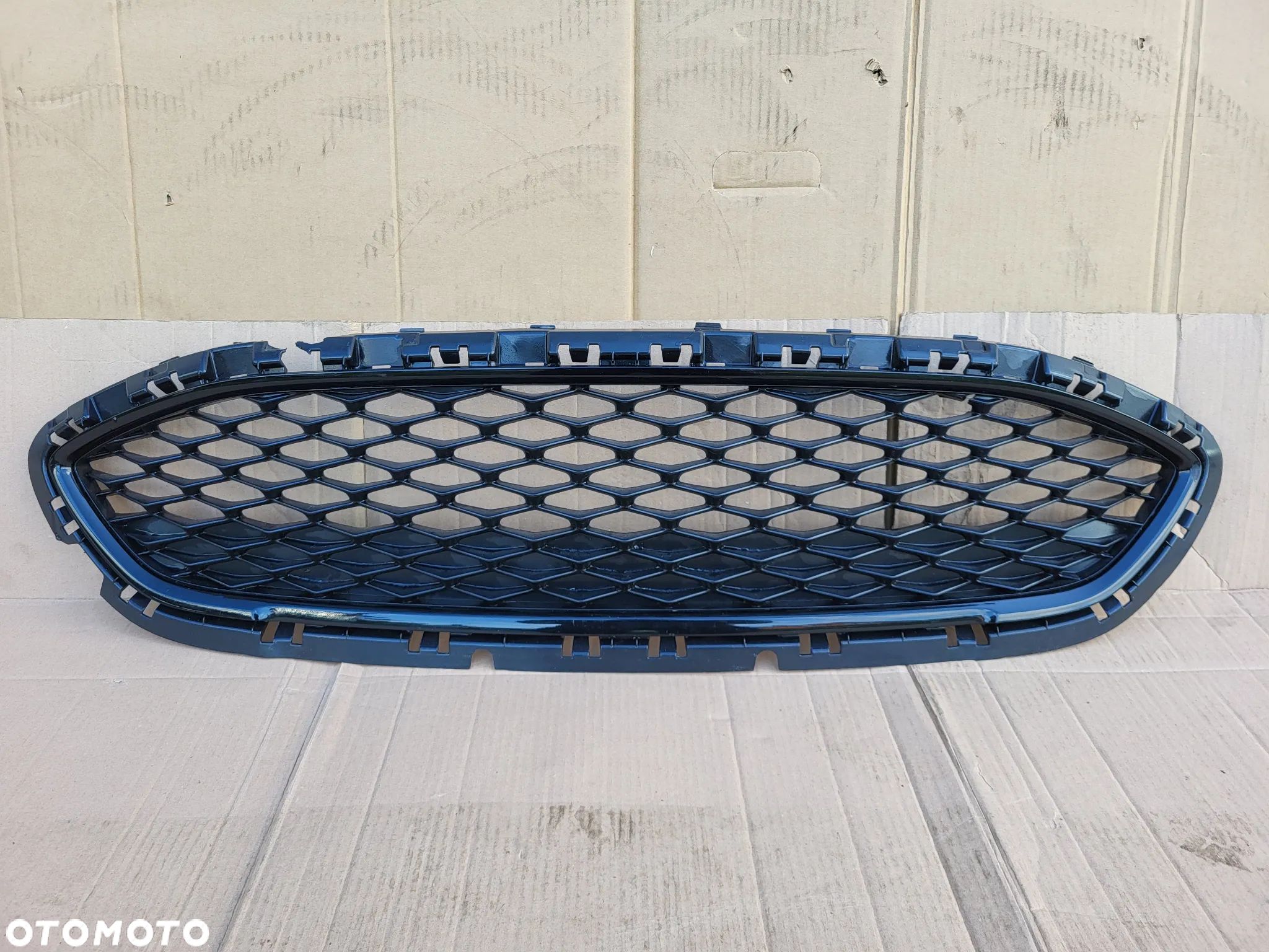 ATRAPA GRILL FORD FIESTA MK8 BLACK H1BB-8B271-A1 - 1