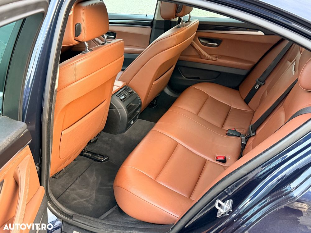 BMW Seria 5 520d Aut. - 8