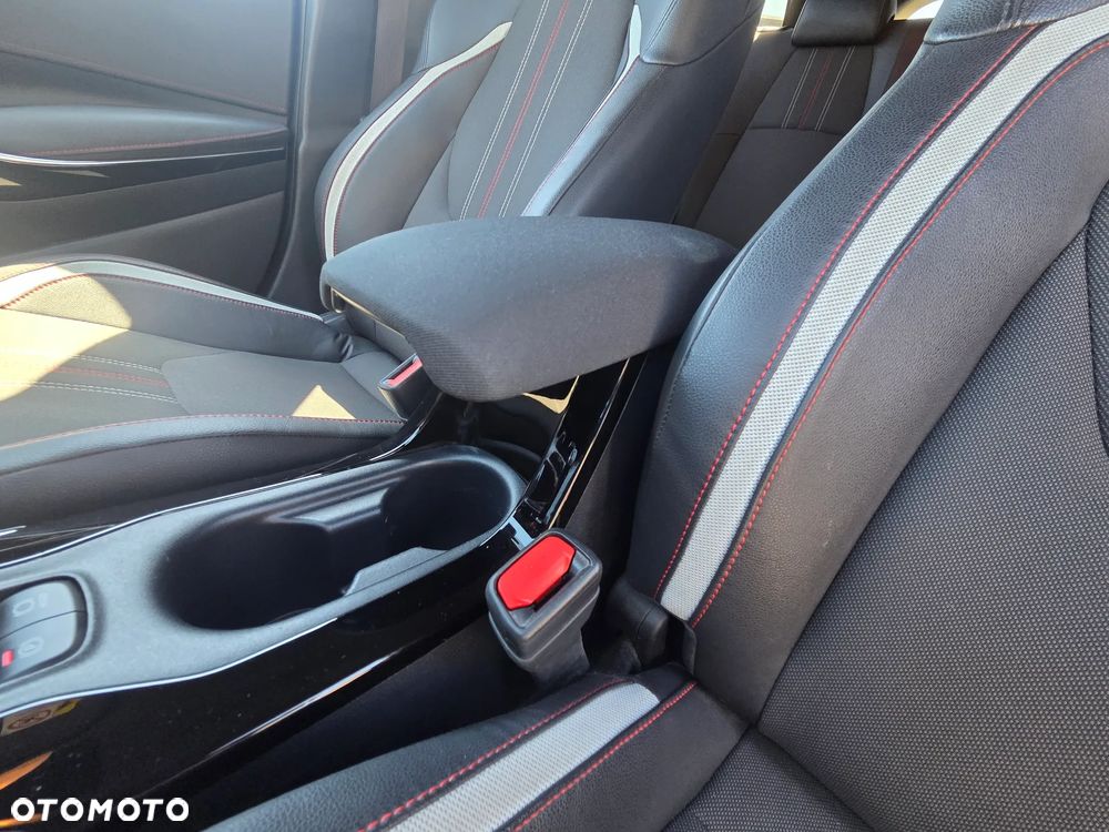 Toyota Corolla 1.2 T Active - 30