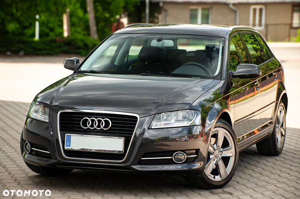 Audi A3 Sportback 2.0 TDI DPF S line Sportpaket - 13