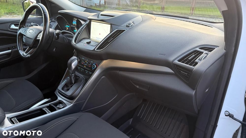 Ford Kuga 2.0 TDCi AWD Trend - 25