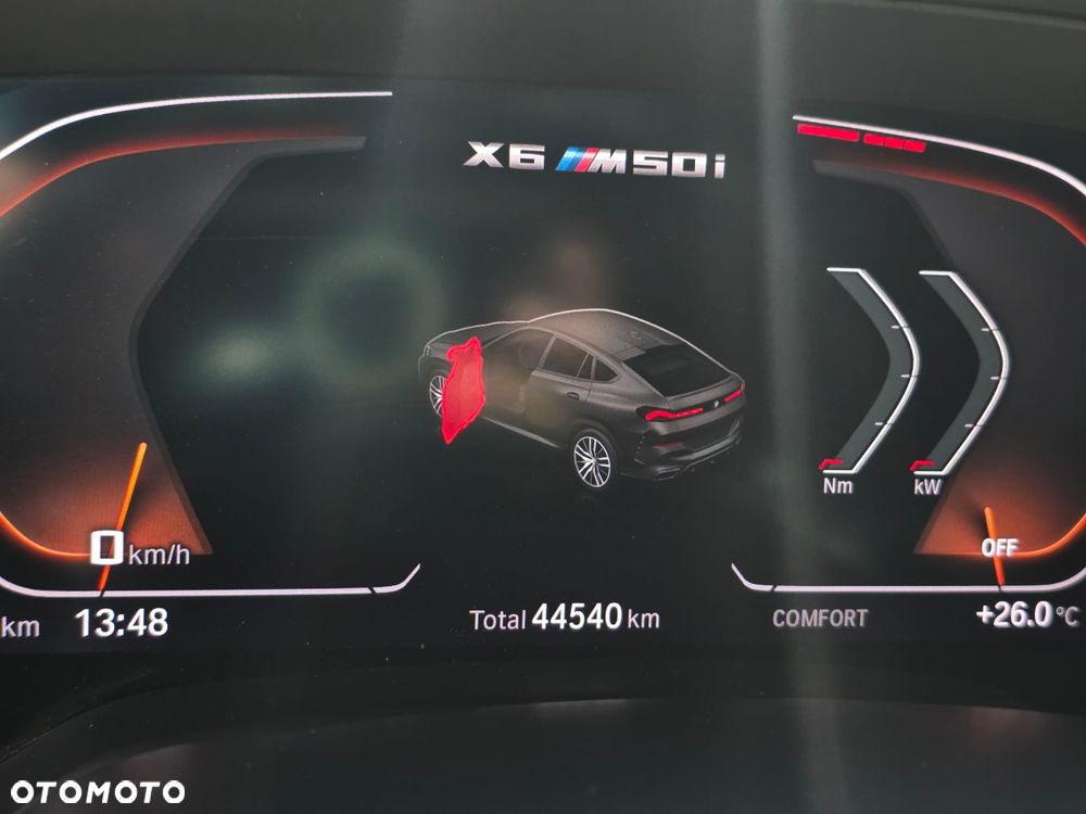 BMW X6 M60i xDrive - 16