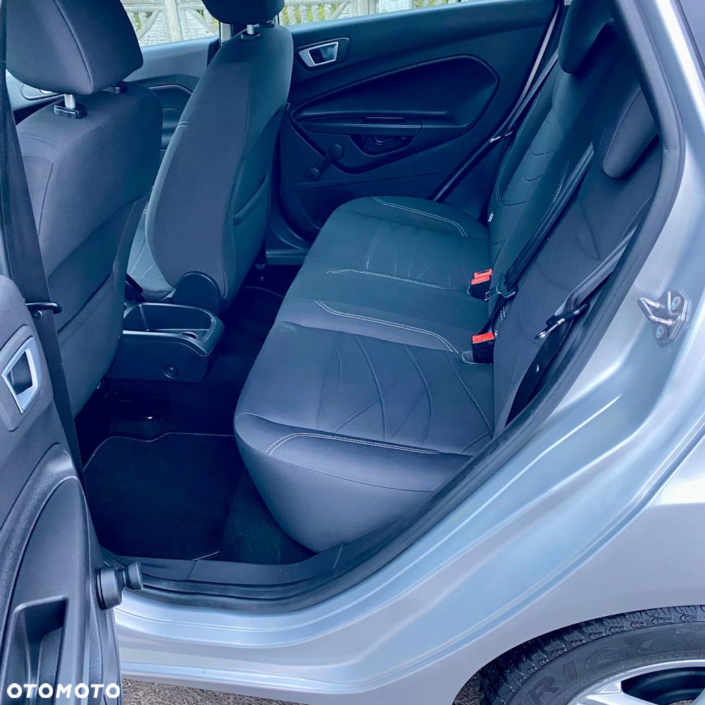 Ford Fiesta 1.25 Titanium - 25