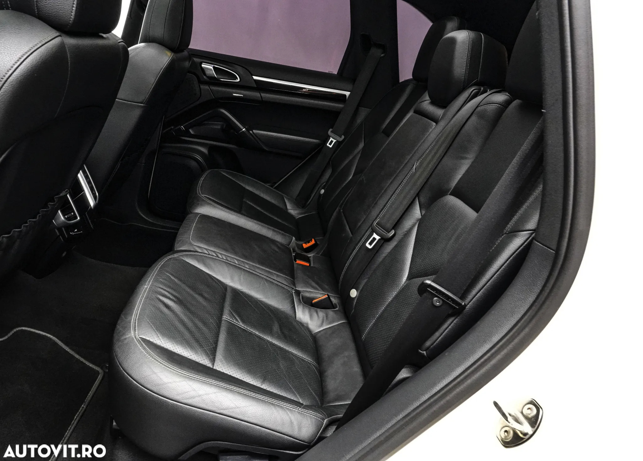 Porsche Cayenne 3.0 L V6 - 14