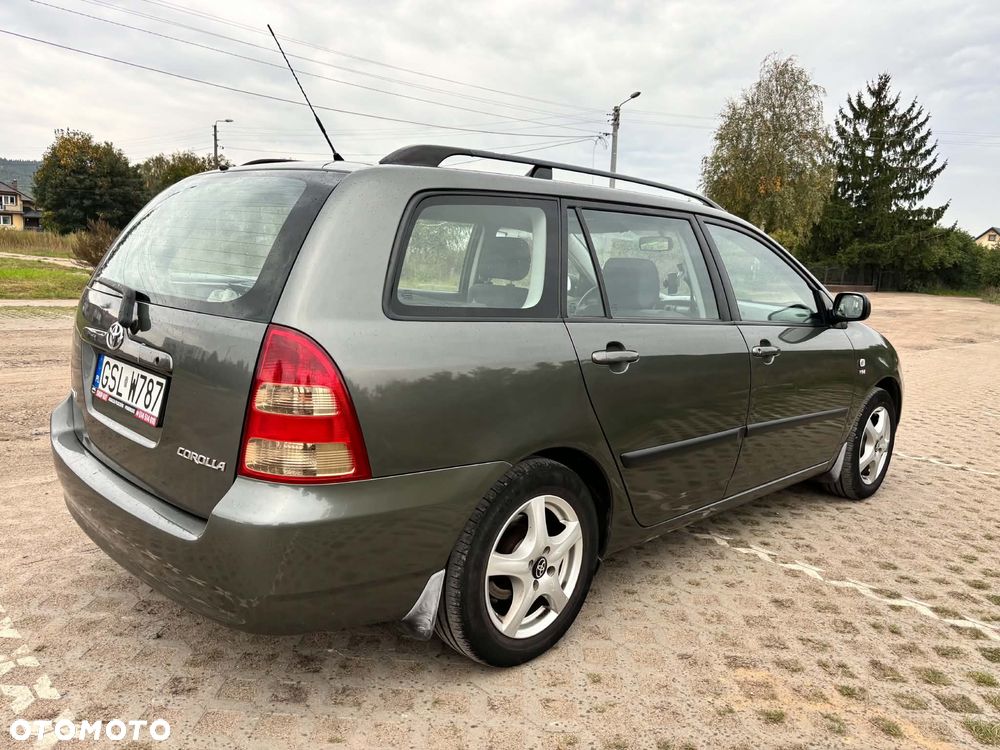 Toyota Corolla - 3