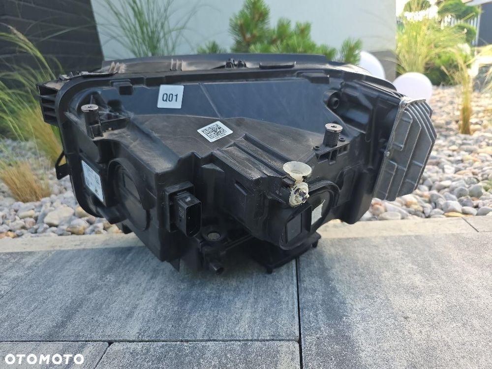 MERCEDES GLB 247 Lampa prawa przód Full Led Performance A2479062005 - 10