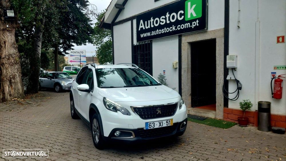 Peugeot 2008 1.2 PureTech Signature - 1
