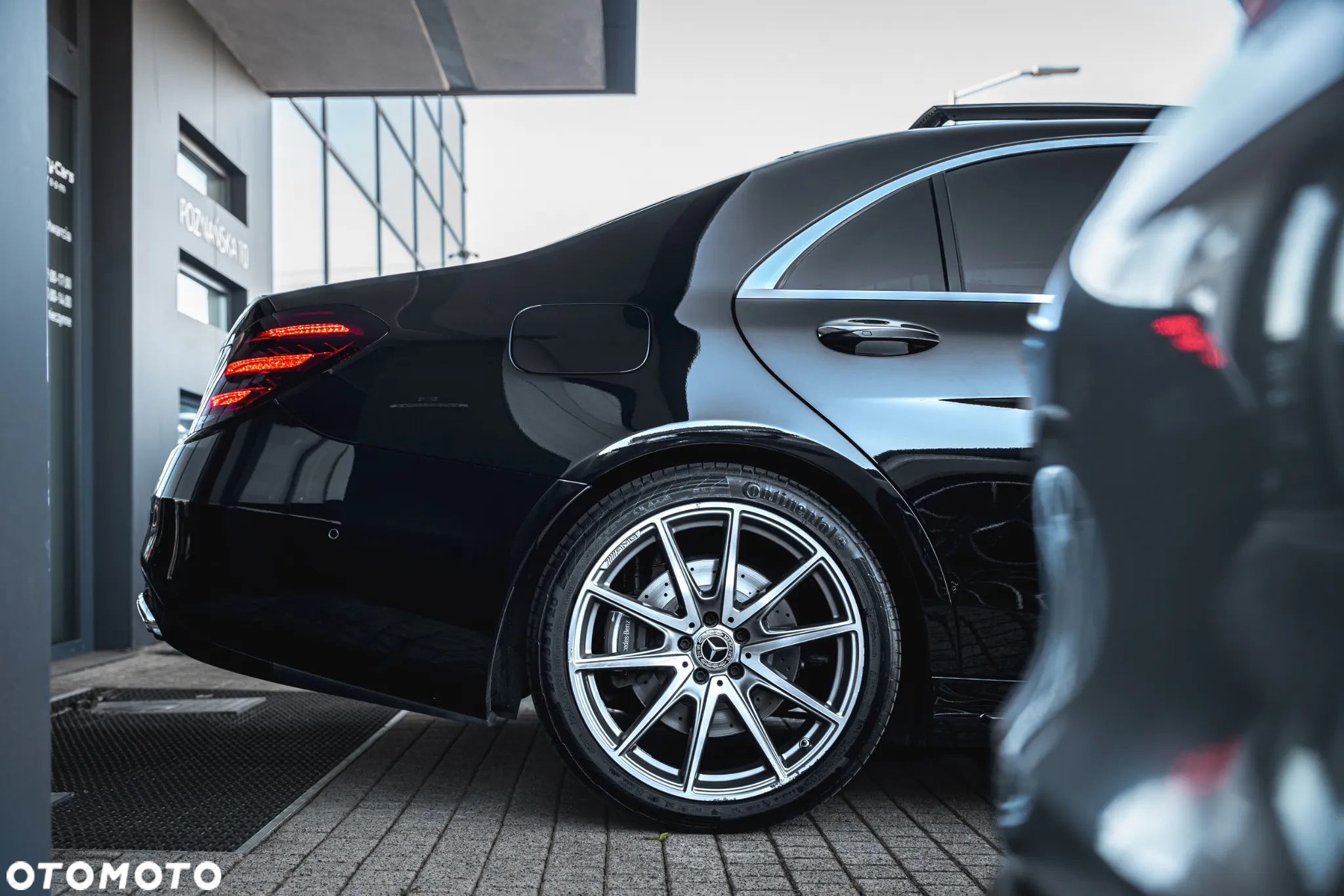 Mercedes-Benz Klasa S 400 d 4-Matic L 9G-TRONIC - 13