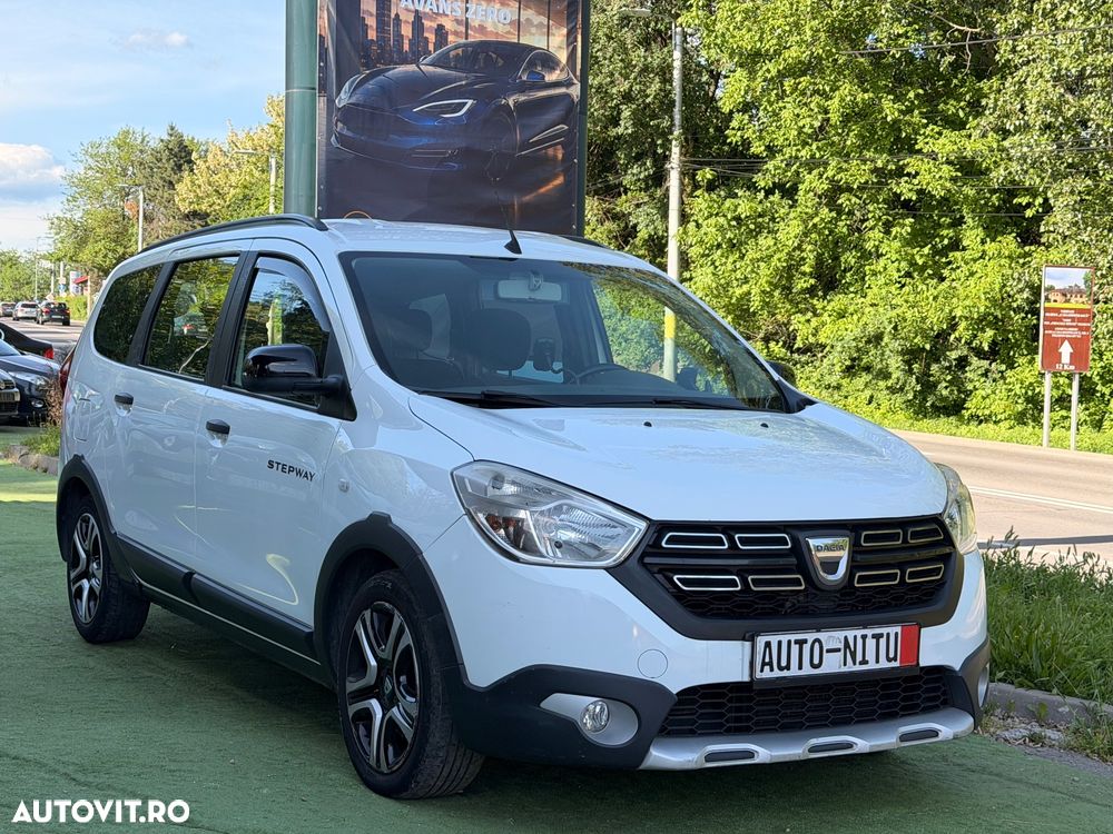 Dacia Lodgy Blue dCi 115 (7-Sitzer) Stepway Selection Blue - 1